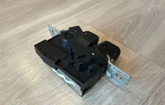 Mercedes-Benz B W246 W242 Tailgate/trunk/boot lock/catch/latch A2467400035 246740003