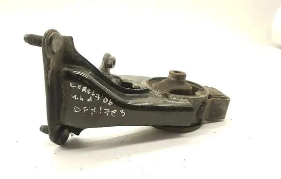 Toyota Corolla E120 E130 Gearbox mount 1T5478