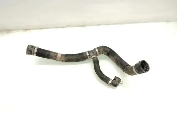 Alfa Romeo Giulia Engine coolant pipe/hose 