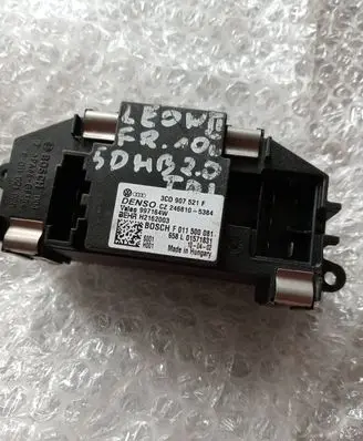 Volkswagen Touran II Heater blower motor/fan resistor 3c0907521F