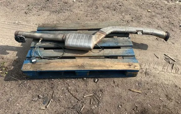BMW 5 G30 G31 G38 Muffler/silencer 8582068 1830 10432421