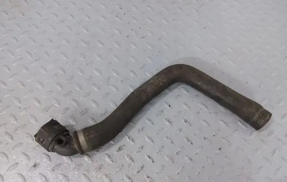 Skoda Karoq Engine coolant pipe/hose