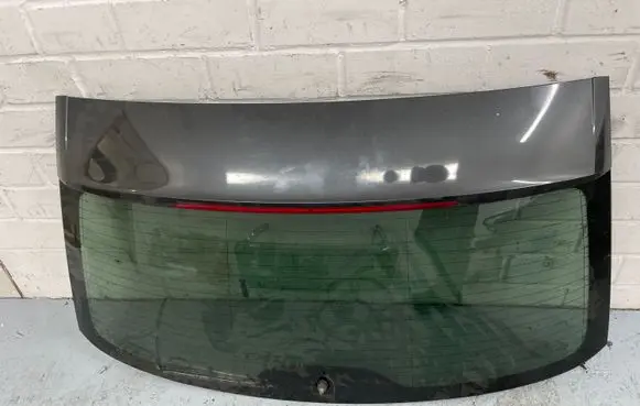 BMW 5 F10 F11 Opening tailgate glass 