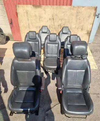 Seat set