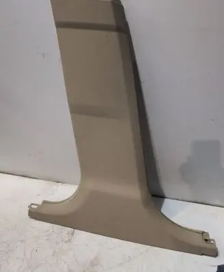 (B) pillar trim (bottom)