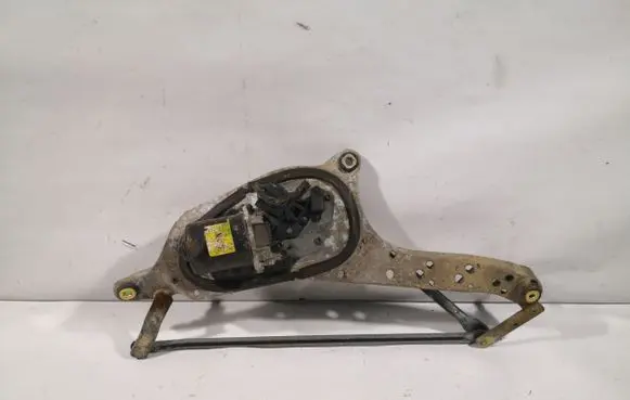Renault Laguna II Front wiper linkage and motor
