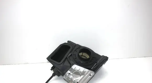 Audi A5 Air filter box 8W0133835