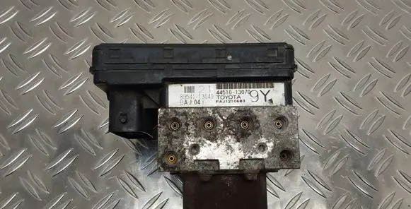Toyota Corolla Verso E121 ABS Pump 4451013070 8954113040