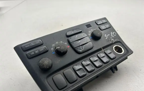 Volvo S80 Climate control unit 8691875 04W17E05