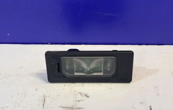 Jaguar XF X260 Number plate light 012235