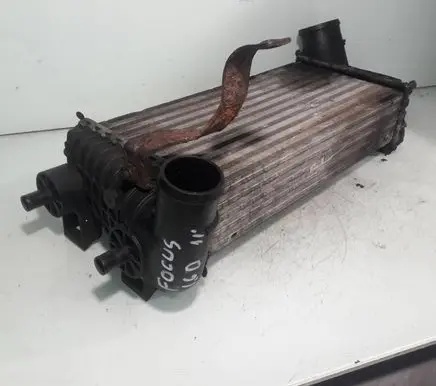 Ford Focus Intercooler radiator BV619L440CE Y2488004