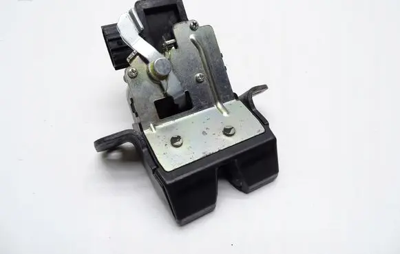 Hyundai Coupe Tailgate/trunk/boot lock/catch/latch 81230-A600