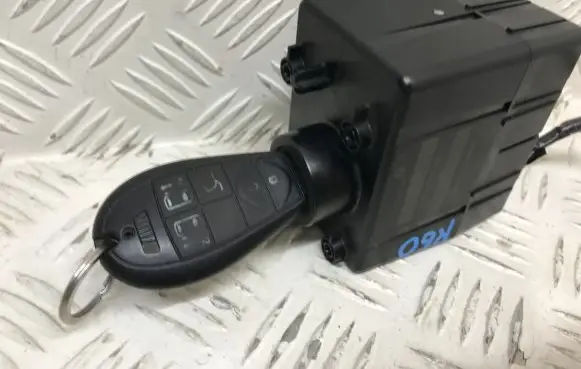 Chrysler Town & Country V Ignition lock P05026535AH P05026239AC