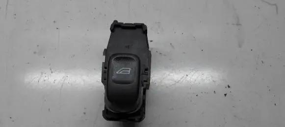 Volvo V70 Electric window control switch 947227501W201 A3327
