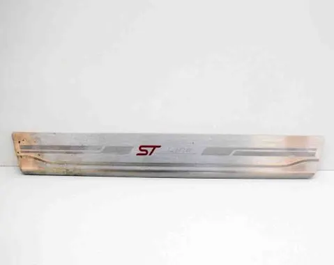 Ford Focus (A) pillar trim F1EJX13200AA