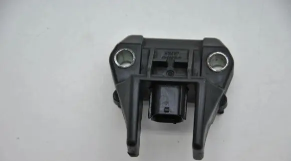 Lexus GS 300 350 430 450H Airbag deployment crash/impact sensor 8917345050