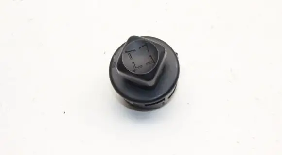 Infiniti Q50 Wing mirror switch