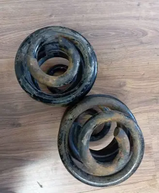Volkswagen Transporter - Caravelle T4 Rear coil spring