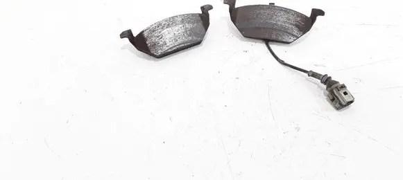 Volkswagen Bora Brake pads (front) 
