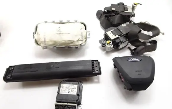 Ford Mondeo MK V Airbag set 