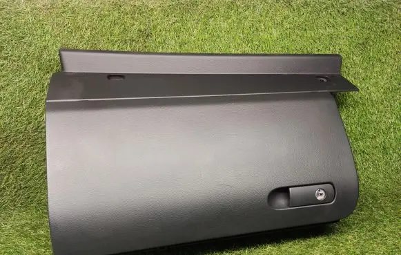 Volkswagen Touareg II Glove box 7P1857097