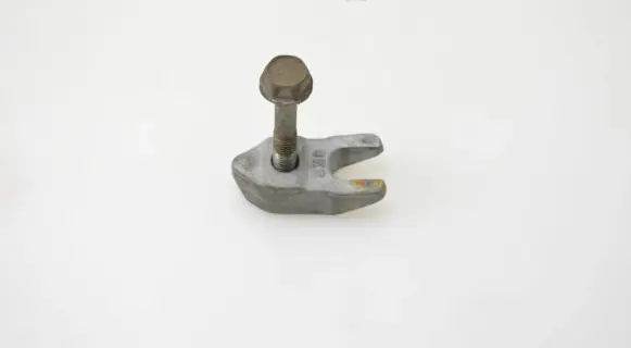 Chevrolet Captiva Fuel Injector clamp holder
