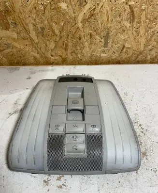 Mercedes-Benz E W212 Front seat light A2129003406 A2129060200