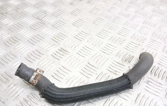 Toyota Avensis T270 Engine coolant pipe/hose