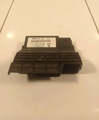 Audi Q7 4L Power management control unit 4F0907280E F005S00292