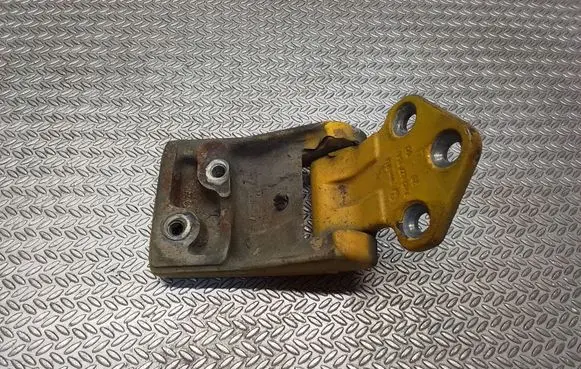 Volkswagen Transporter - Caravelle T5 Rear door lower hinge 7H0827154