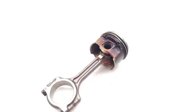 Nissan Qashqai Piston with connecting rod HR13DDT