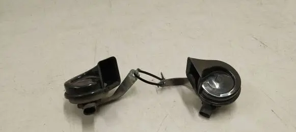BMW 5 F10 F11 Horn signal 7279781 7279782