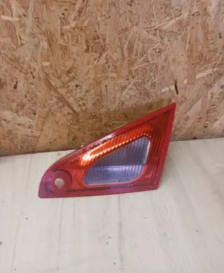 Mitsubishi Colt Tailgate rear/tail lights MN105622