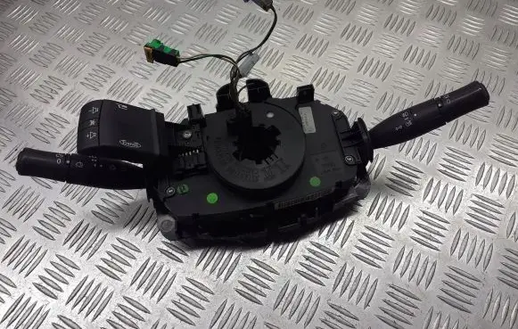 Renault Megane II Headlight wiper switch 820021376031
