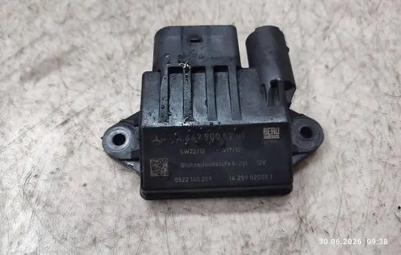 Mercedes-Benz ML W164 Glow plug pre-heat relay A6429005701