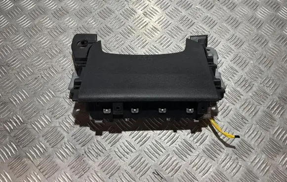 Mitsubishi Eclipse Cross Knee airbag PU20107