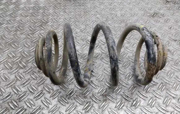 Opel Vivaro Rear coil spring