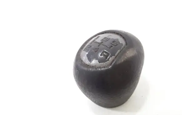 Ford Focus Gear lever shifter trim leather/knob