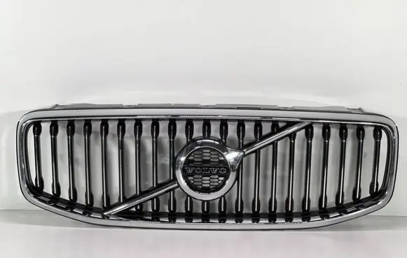 Volvo XC60 Front bumper upper radiator grill 31425539