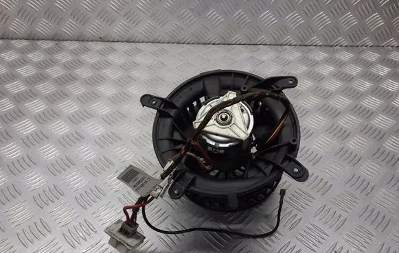 Mercedes-Benz E W210 Front door blower motor 
