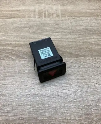 Volkswagen Golf IV Hazard light switch 1J0953235J