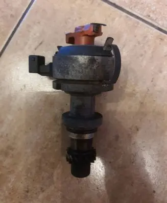 Volkswagen Golf II Spark distributor 026905205S 0237520005