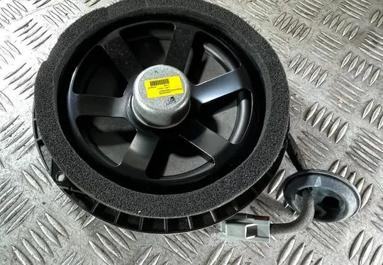 Volvo C70 Front door speaker 30659408