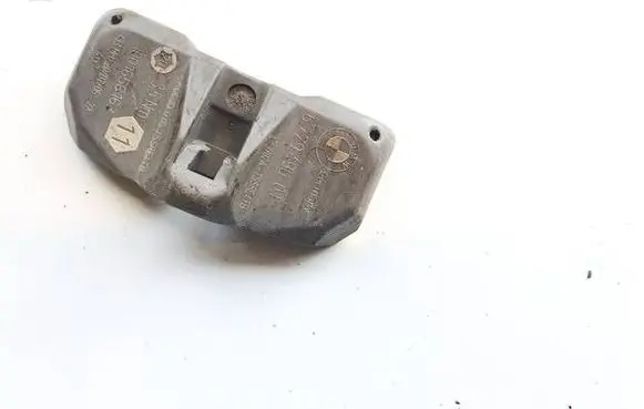 BMW 5 GT F07 Tire pressure sensor 677949001 6779490-01