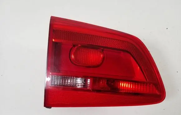 Volkswagen Touran II Tailgate rear/tail lights 1T0945093