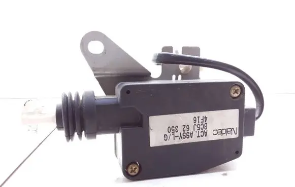 Mazda 323 F Central locking motor BC5J62350
