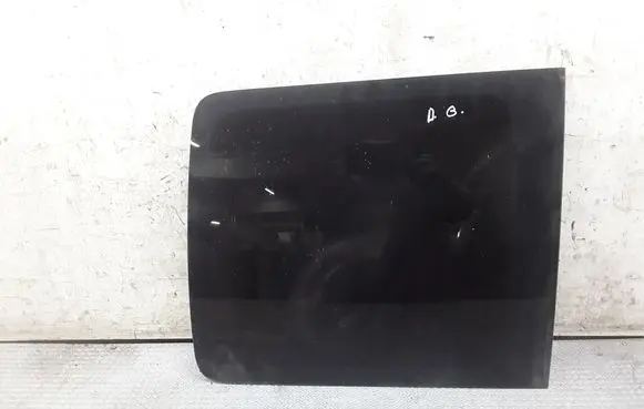 Volkswagen Caddy Rear side window