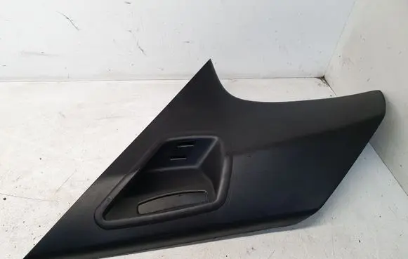 BMW X5 E70 (D)pillar trim (top) 51437141498