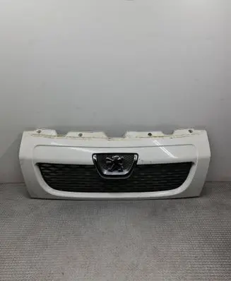 Peugeot Boxer Front bumper upper radiator grill 1308068070 ST4431