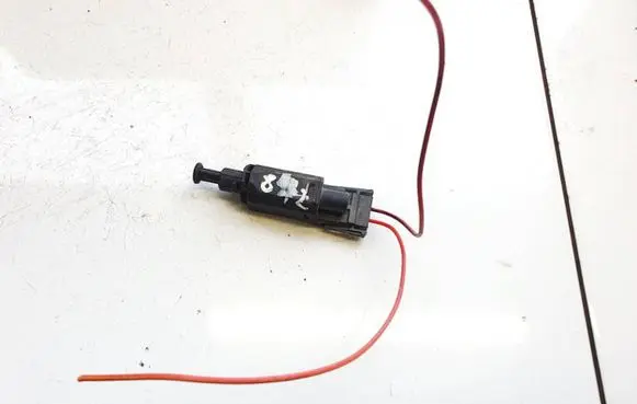 Volkswagen Golf IV Brake pedal sensor switch 191945515b